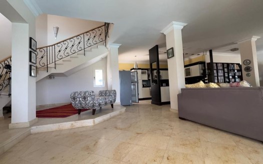 Beachfront Villa with Pool for Sale in El Bahr Road