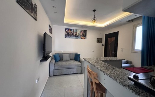 Cozy Apartment with Pool for Rent in Mubarak 6
